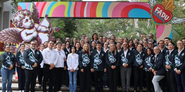 Fomenta el rector Dámaso Anaya talento e innovación en la FADU