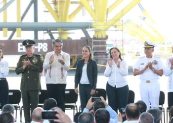 Acompaña Américo Villarreal a Claudia Sheinbaum en conmemoración de la Expropiación Petrolera