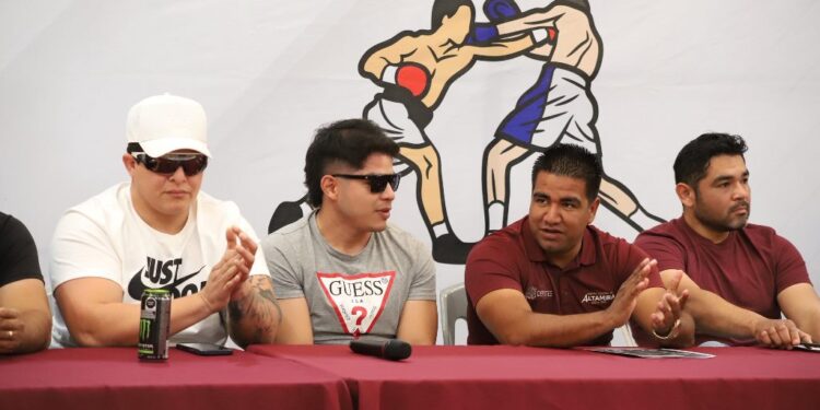 Gobierno de Altamira promueve boxeo con función histórica y homenaje a leyenda local