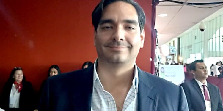 Peña Ortiz descarta gubernatura y apuesta por economía fronteriza