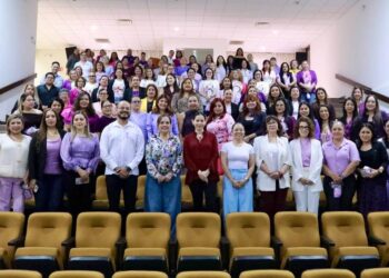 Reflexionan en el Congreso sobre los retos de ser mujer hoy