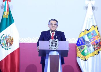 En su Cuarto Informe, el gobernador Américo Villarreal exhortó a evitar la reacción de aquellos que pretenden, desde las noticias falsas, abrir de nuevo el espacio a las oligarquías