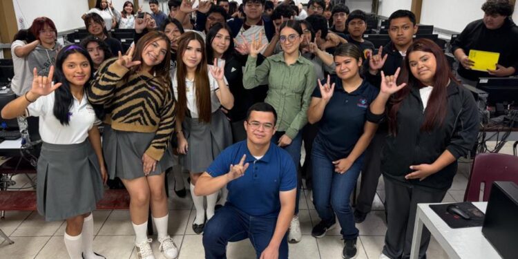 Promueven la inclusión en jóvenes de Reynosa con Taller de Lengua de Señas Mexicana: INJUVE