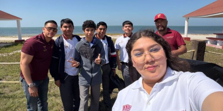 Contribuyen jóvenes al cuidado del medio ambiente con limpieza de playas en Tamaulipas: INJUVE