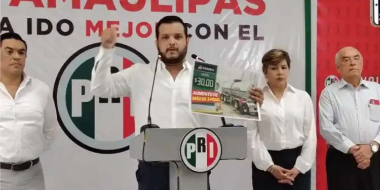 Amanece a $30 el litro de diésel; advierte PRI escalada de precios