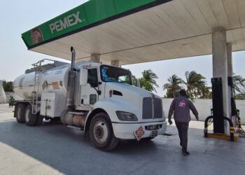 Arranca operaciones la primera Gasolinera del Pueblo