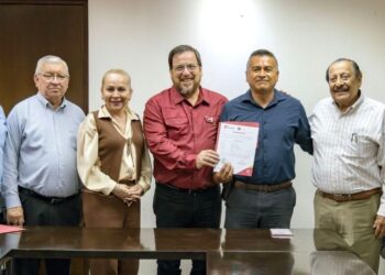 Entrega SET nombramientos a directores de las Secundarias General No 2 “Arquímedes Caballero” y “Silvestre Ábrego Flores”