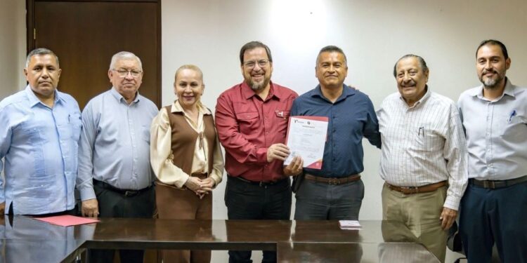 Entrega SET nombramientos a directores de las Secundarias General No 2 “Arquímedes Caballero” y “Silvestre Ábrego Flores”