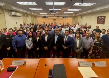 Fortalece IDPET la defensa penal con conversatorio sobre buenas prácticas