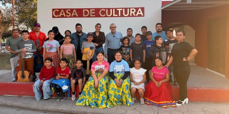 Construye Gobierno del Estado infraestructura social y deportiva en Soto la Marina