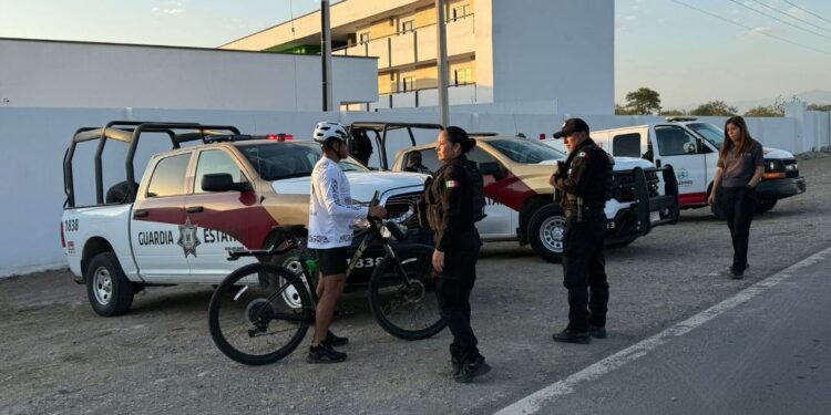 Acompaña Guardia Estatal rodada de César Vallejo rumbo a Ciudad Victoria
