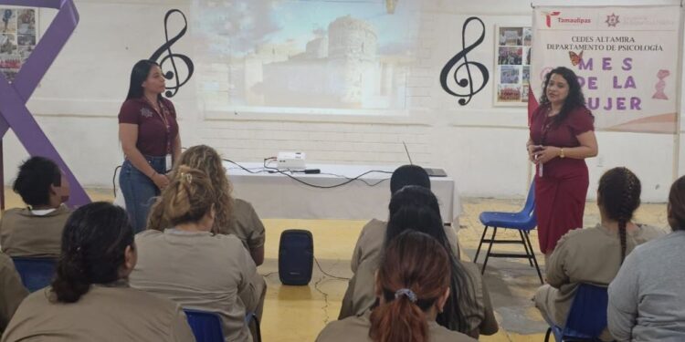 Concientiza CEDES Altamira a mujeres sobre la importancia de la equidad
