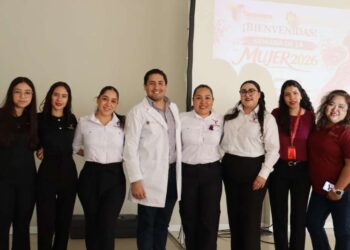 Conmemora SSPT con jornada de salud mes de la mujer