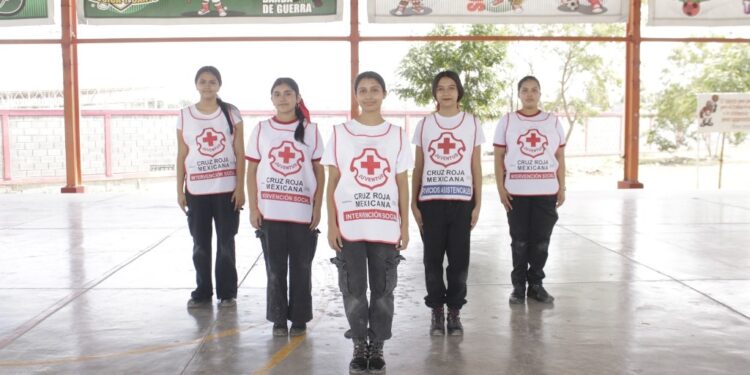 Promueven acciones para fortalecer el desarrollo integral y laboral de adolescentes