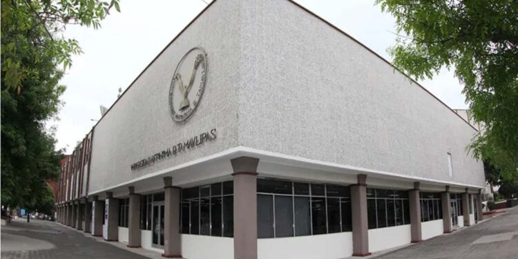 Sacudida alcanza a Comunicación Social la UAT