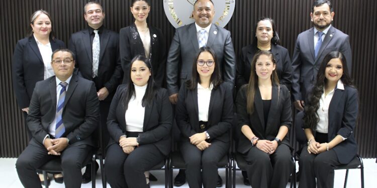 Gradúa UAT a la primera generación de Maestría en Innovación Educativa y Tecnologías para el Aprendizaje