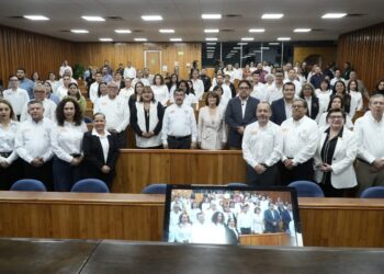 Resguarda la UAT su patrimonio documental y memoria histórica