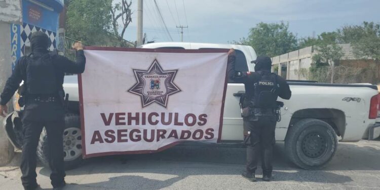 Guardia Estatal asegura vehículo con ponchallantas tras accidente en Reynosa