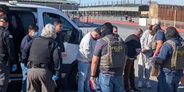 Entre abusos y maltrato; desborda Matamoros por deportaciones