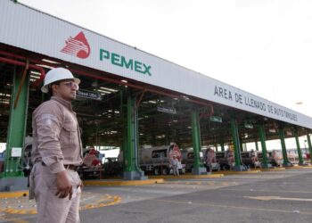 Reporta Pemex aumento en elaboración de gasolinas y diésel como resultado del fortalecimiento del Sistema Nacional de Refinación