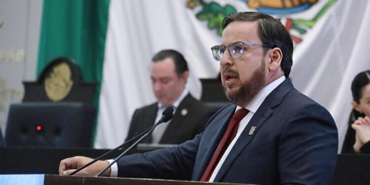 Consolida educación las bases para el bienestar con justicia social