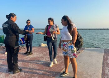 Implementa Guardia Estatal de Género campaña contra la violencia familiar en Playa Miramar