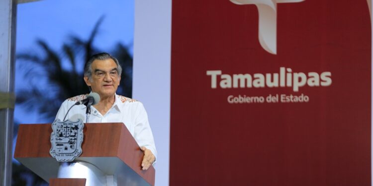 Supervisa Américo Villarreal proyectos productivos y deportivos en el sur de Tamaulipas