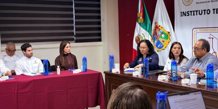Refuerza UT Matamoros desarrollo industrial con participación en clúster automotriz