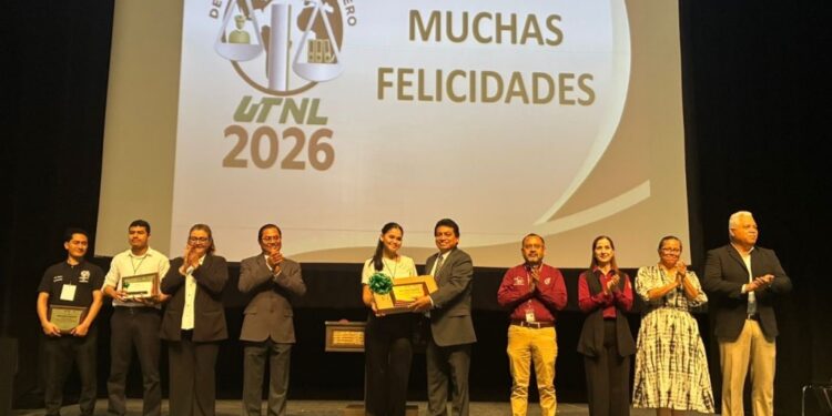 Domina UT Nuevo Laredo Desafío Jurídico Aduanero Inter-Universidades 2026