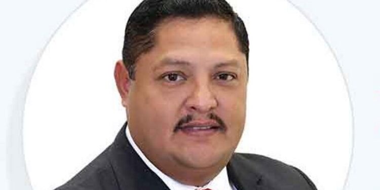 CORRESPONDENCIA/ Les cayó el Fiscal