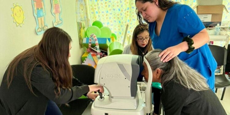 Fortalece Gobierno estatal cobertura médica con apoyo del DIF y Beneficencia Pública