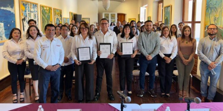Firma CEAV Tamaulipas y CECATI 76 convenio de colaboración en favor de la capacitación y el desarrollo integral