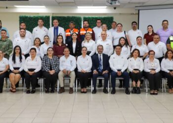 Evalúa Comando Interinstitucional del Sector Salud programas preventivos y de atención a la población