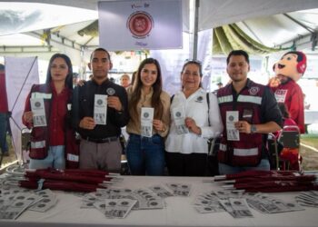 Congreso del Estado fortalece atención ciudadana durante Brigada “Transformando Familias” en Llera