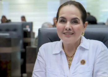 Impulsa Diputada acciones legislativas para proteger el desarrollo académico de jóvenes