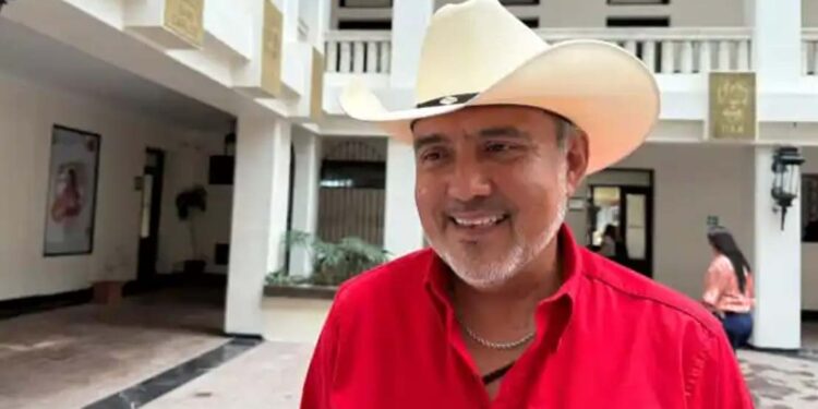 Llama ex alcalde a dejar cuentas limpias en Aldama