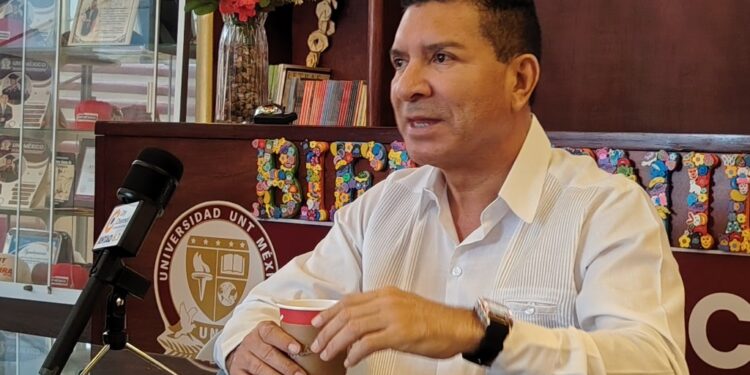 Chavira exige menos cargas fiscales para salvar empresas
