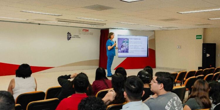 Refuerza Tec Mante formación integral mediante ciclo de conferencias