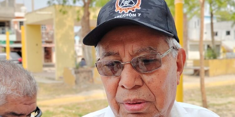 Petroquímica sin despidos, pero estancada por factores globales: Isaac Maya