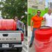 Juan Carlos Zertuche entrega tinacos en colonias de Reynosa; ciudadanos agradecen el apoyo