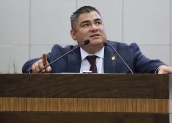 Lo que faltaba; legalizar “la casa chica”, propone diputado
