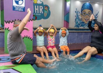 Continúan niños de la Casa Hogar del Niño Matamorense con sus clases de natación