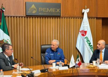Firman Pemex e INECC convenio de colaboración en materia de protección ambiental