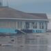 El mar se puso bravo: colapsa restaurante en Playa Bagdad