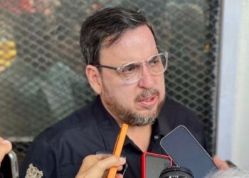 Repondrá SET 43 mdp en mobiliario escolar dañado por las lluvias
