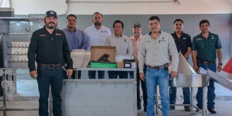 Impulsa gobierno estatal modernización del rastro municipal de González