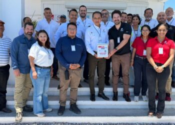 Sector pesquero y autoridades dialogan sobre proyecto energético en el golfo