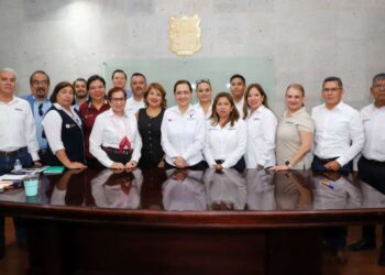 Impulsa Secretaría de Salud acuerdos para fortalecer atención médica y bienestar laboral