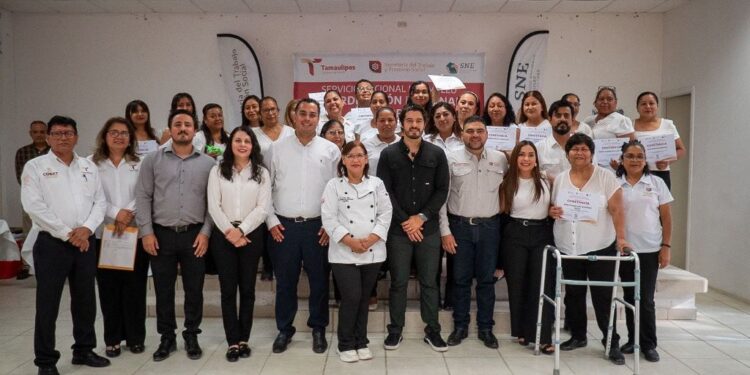 Impulsa STPS capacitación para el autoempleo en Casas