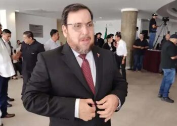 Faltó consenso para adelantar vacaciones; 723 escuelas vulnerables al calor: SET
